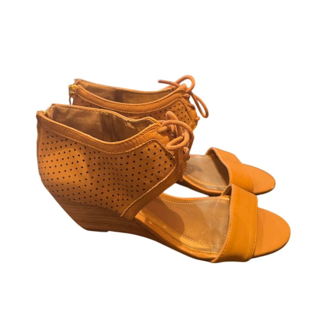 BCBGeneration Size 7 Tan Leather Lace Up Back Zipper Wedge Sandals